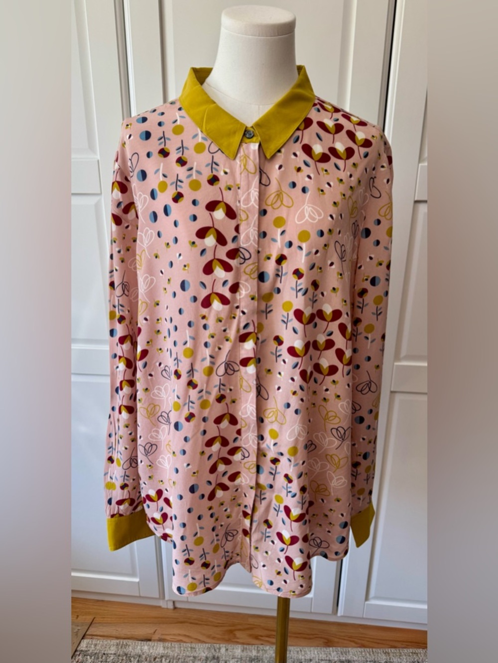 Boden Silk Shirt in Milkshake Meadow Women's Pink Printed Button-Down Shirt XL - Picture 4 of 8
